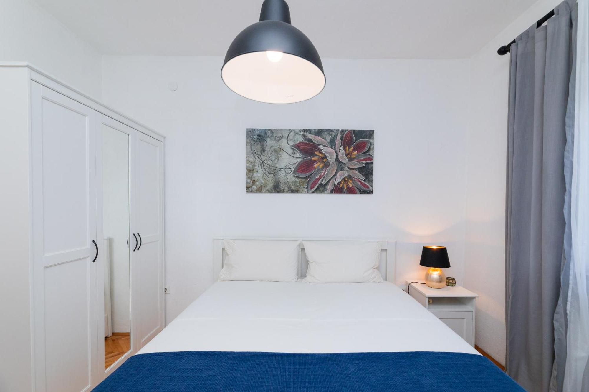 Apartments Martic Supetar Extérieur photo