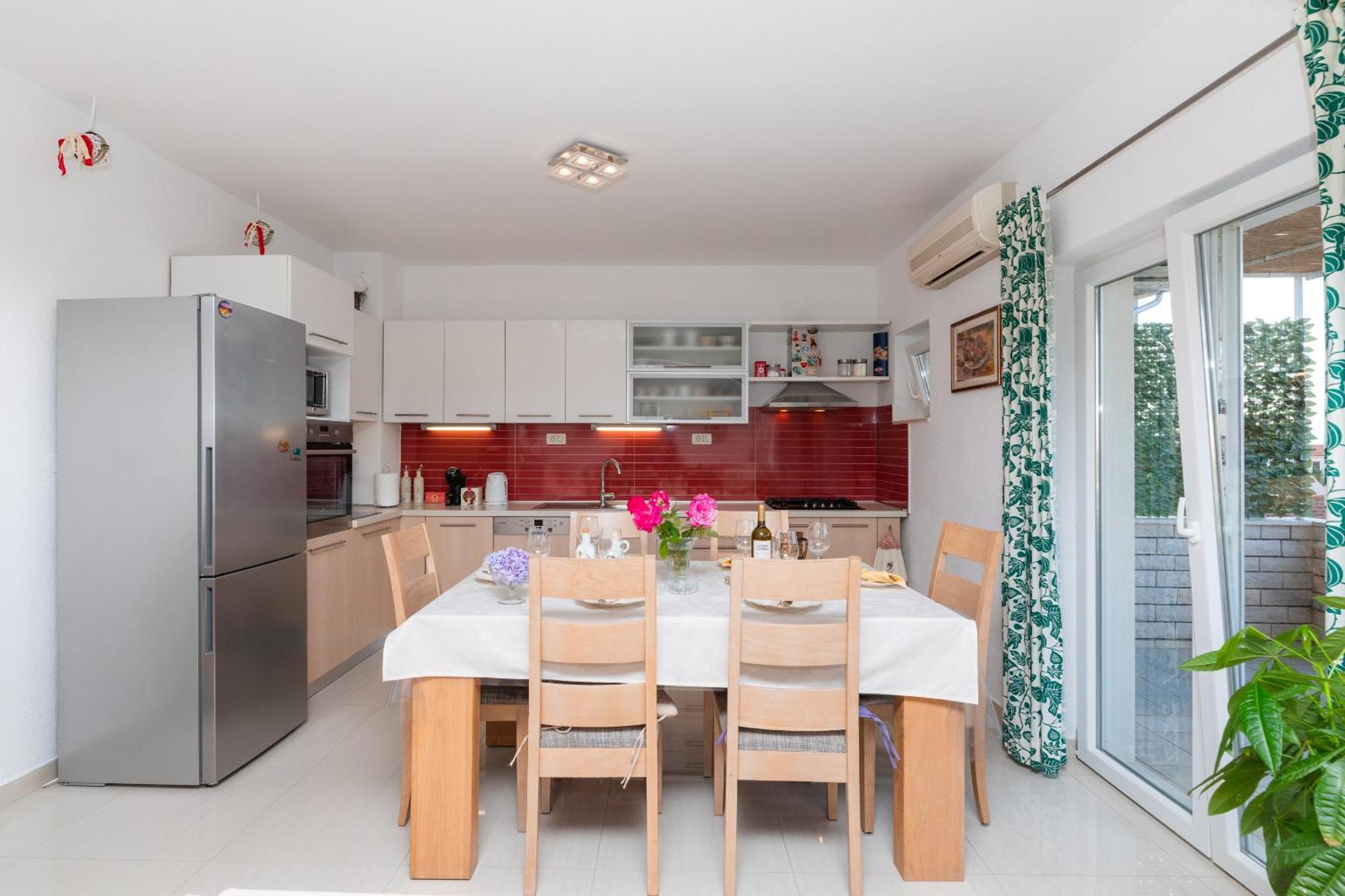 Apartments Martic Supetar Extérieur photo