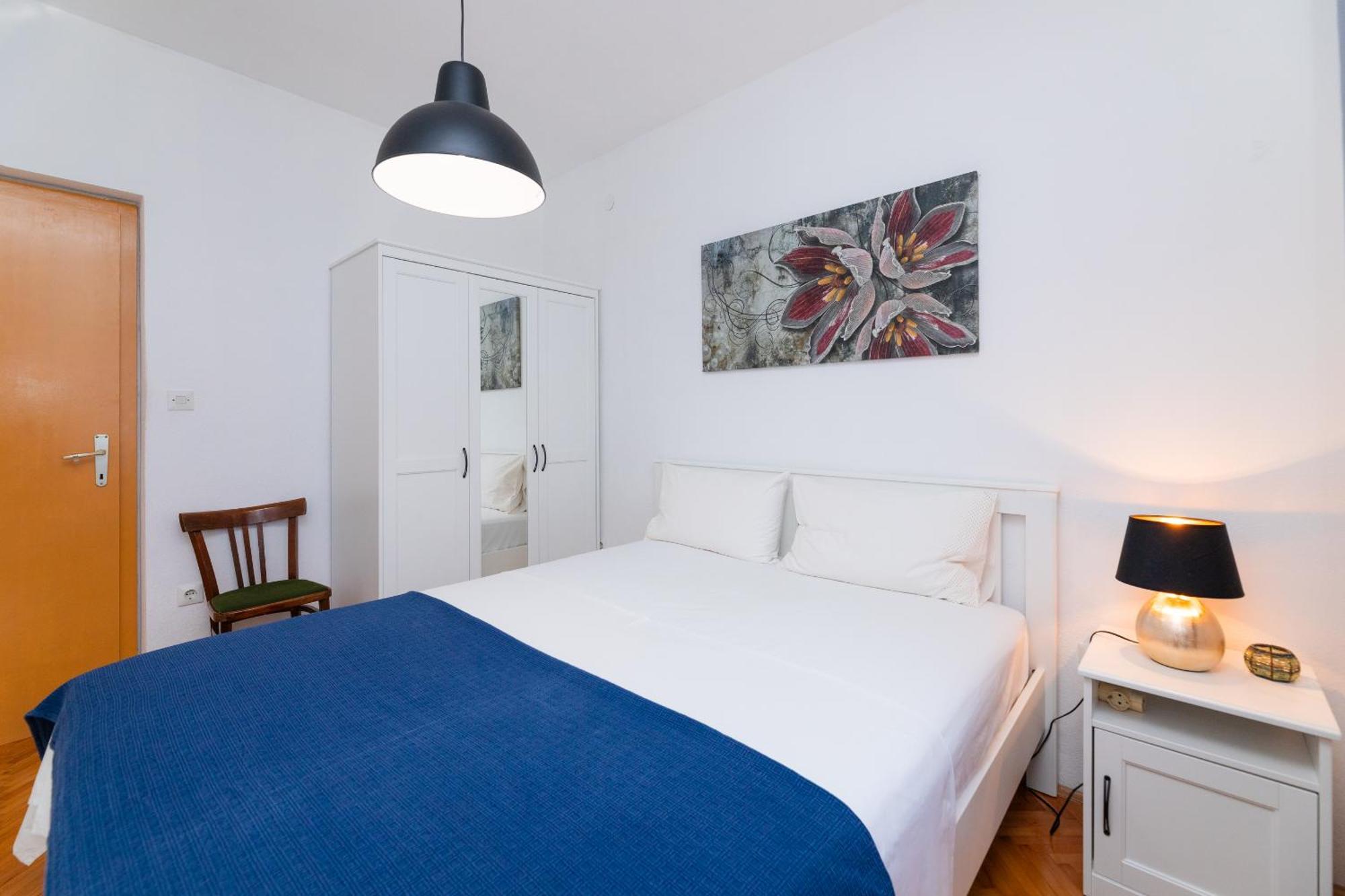 Apartments Martic Supetar Extérieur photo