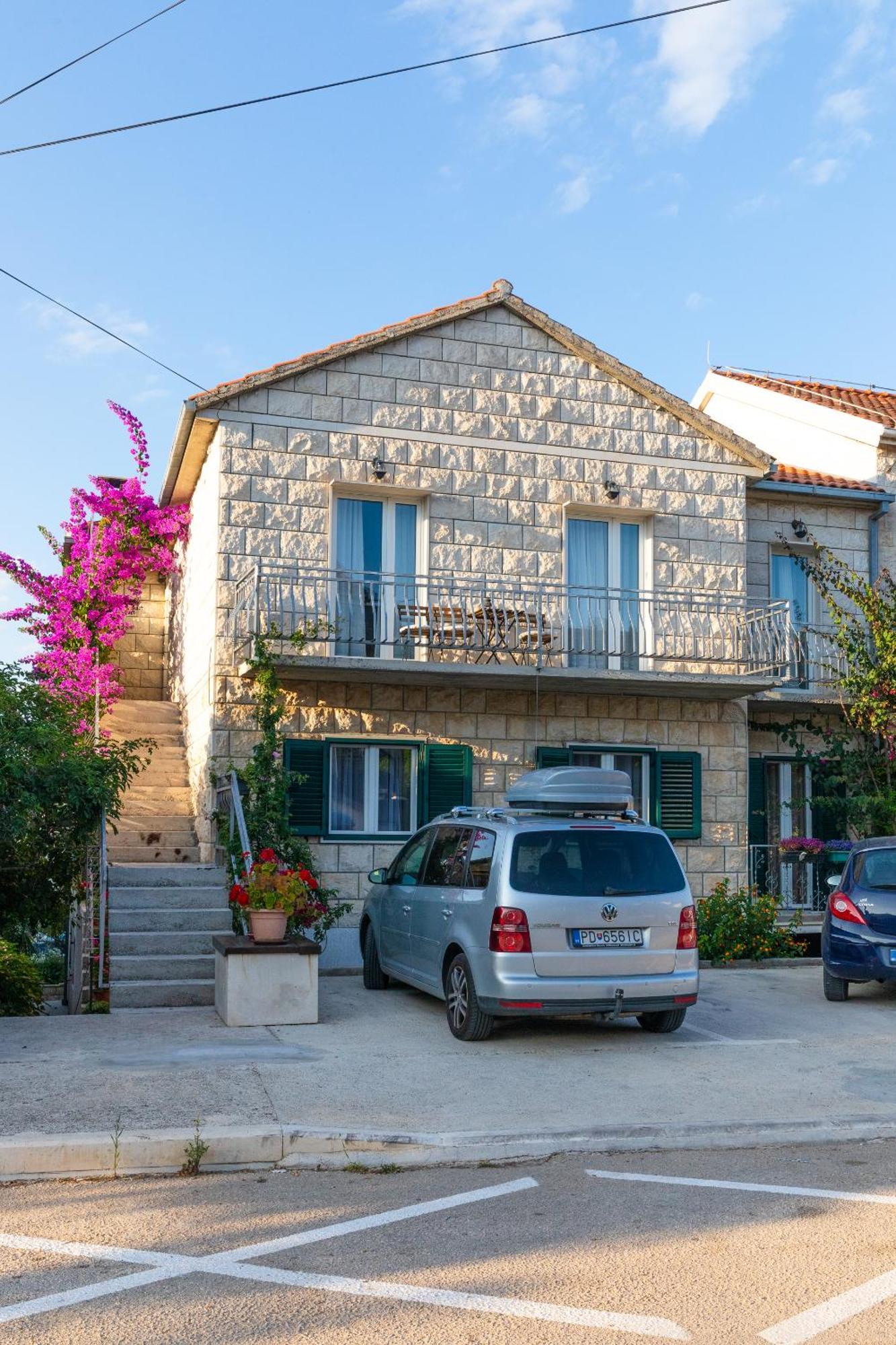 Apartments Martic Supetar Extérieur photo